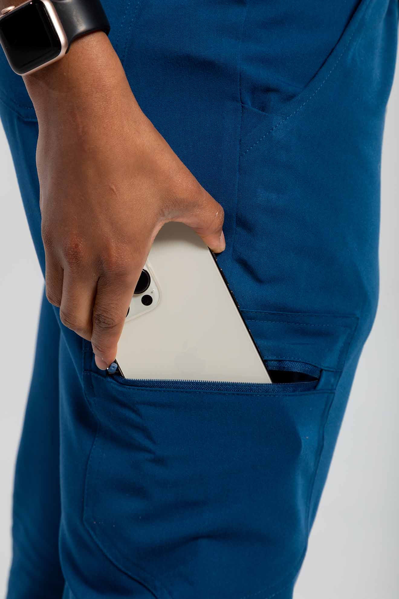 Vena scrub pant feature zoom image of pocket#colour_navy-blue